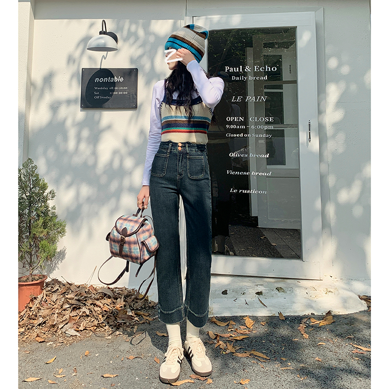 Actual shot of 2024 early spring large pocket design loose and slim straight jeans