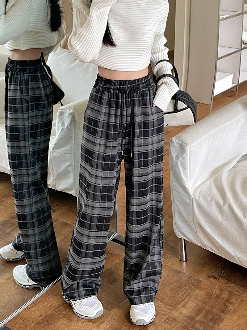 Real shot original black and white plaid pants for women autumn new style casual retro straight wide leg pants