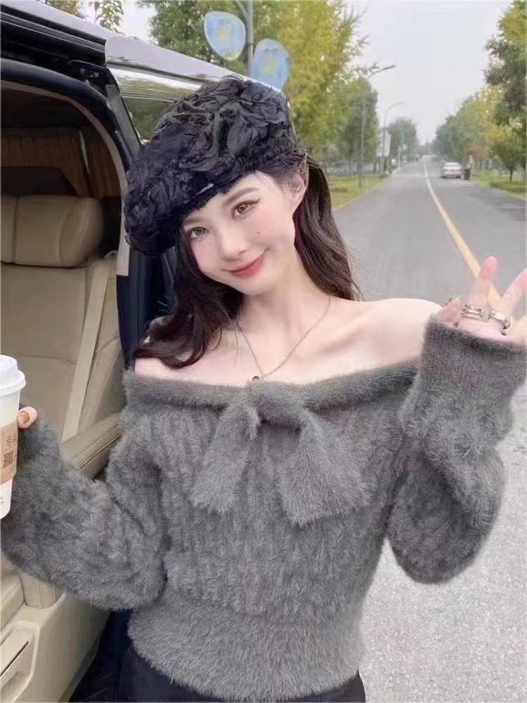 天貓品質軟糯毛衣女一字肩多穿秋冬新款親膚收腰絨毛針織上衣