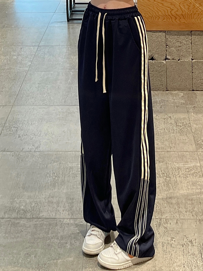 Real shot of American striped sports pants for women straight casual pants