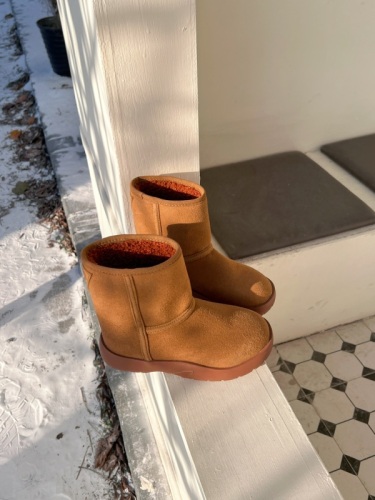实拍厚底雪地靴女冬季新款短筒靴加绒加厚保暖圆头套筒棉鞋