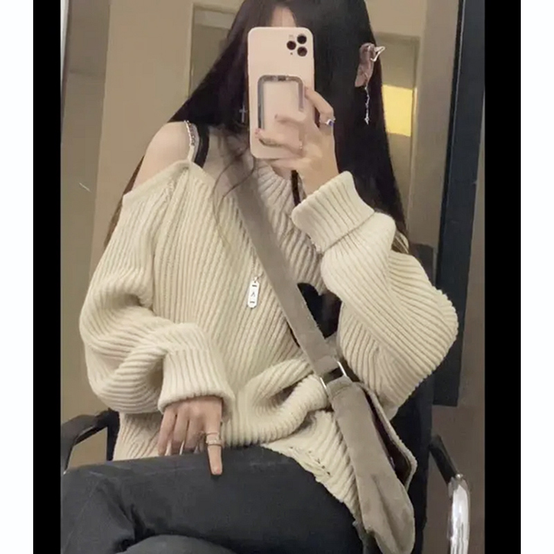 Autumn new women's love hollow sweater women's loose lazy style sweet and spicy off-shoulder mid-length knitted top ins