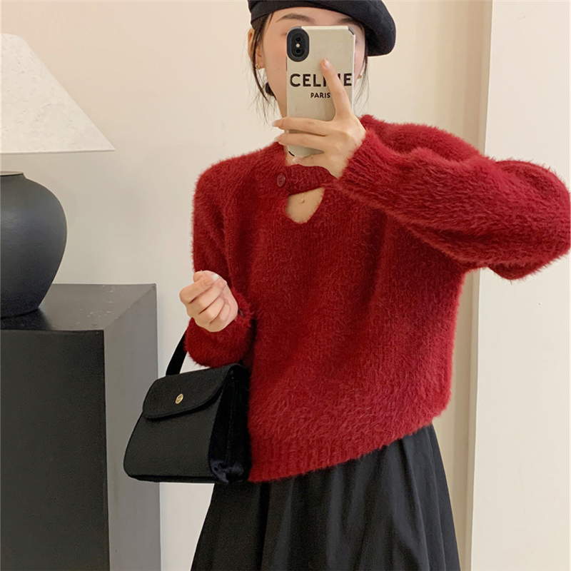 水貂絨軟糯鏤空扣子毛衣女小眾高級感冬季新款溫柔慵懶風寬鬆上衣