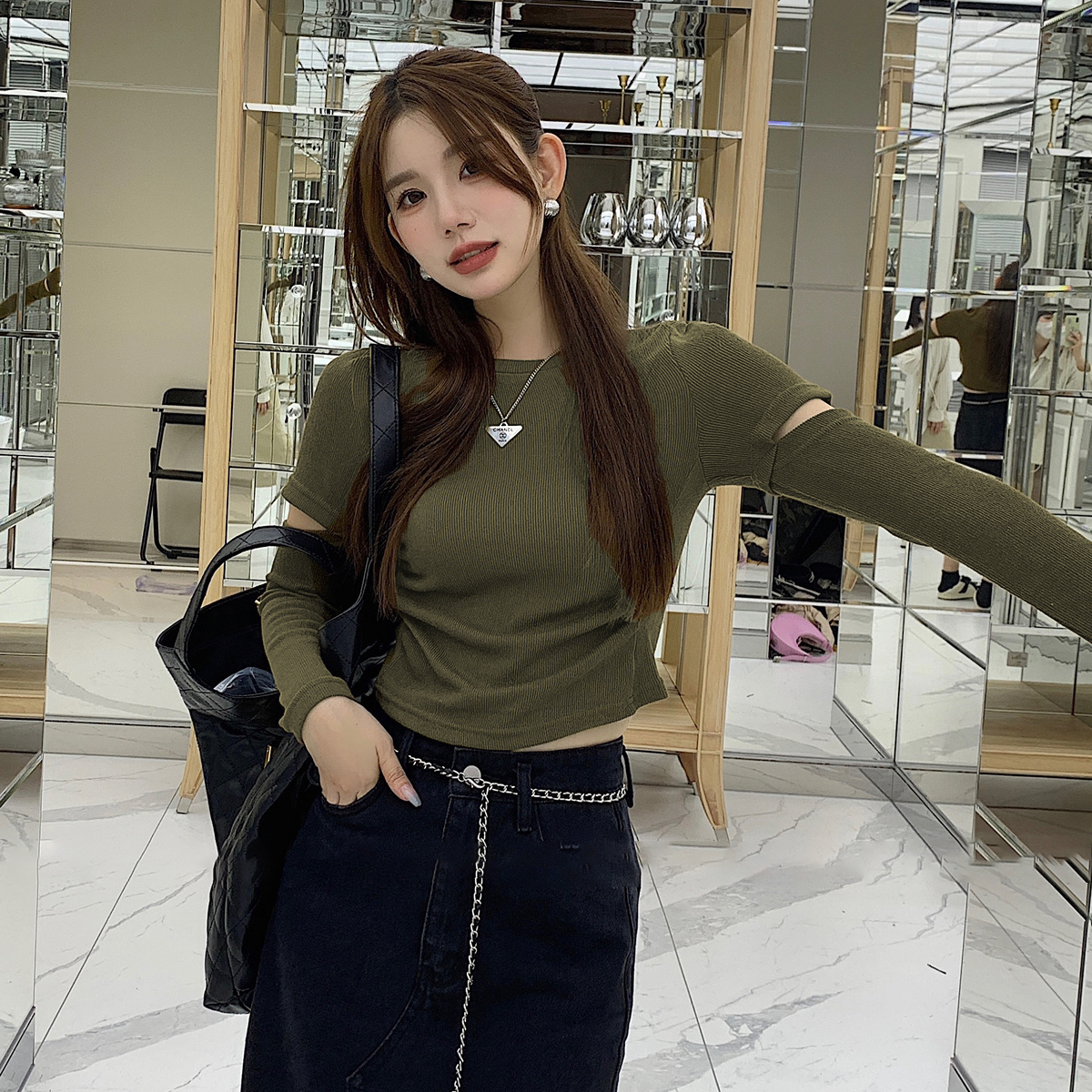 Fashionable Western Tops for Women 2023 Spring Niche Design Hot Girl Slim Fit Long Sleeve Hollow T-Shirt