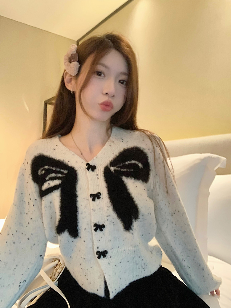 實拍 秋冬韓chic氣質新年蝴蝶結保暖毛衣+半身裙