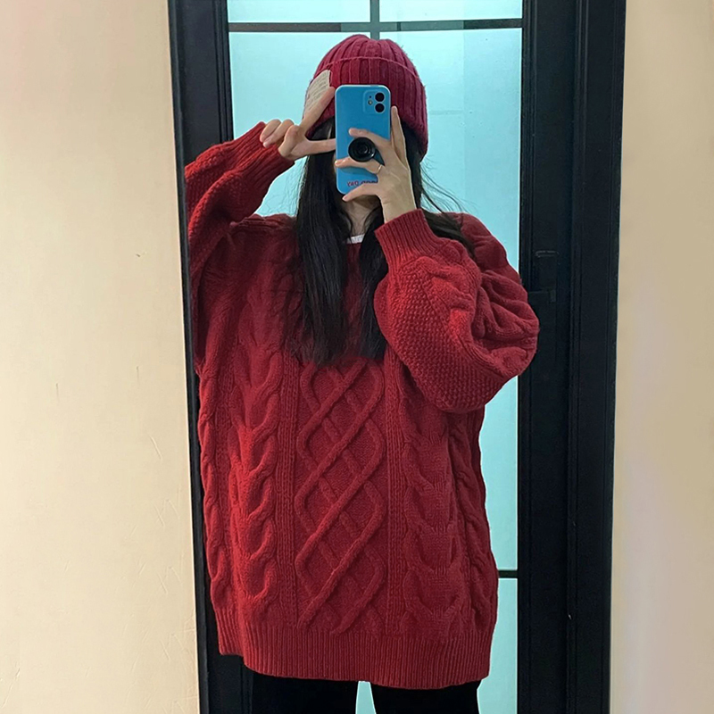 Autumn and winter new Christmas and New Year red twist sweater thickened loose lazy style mid-length knitted top