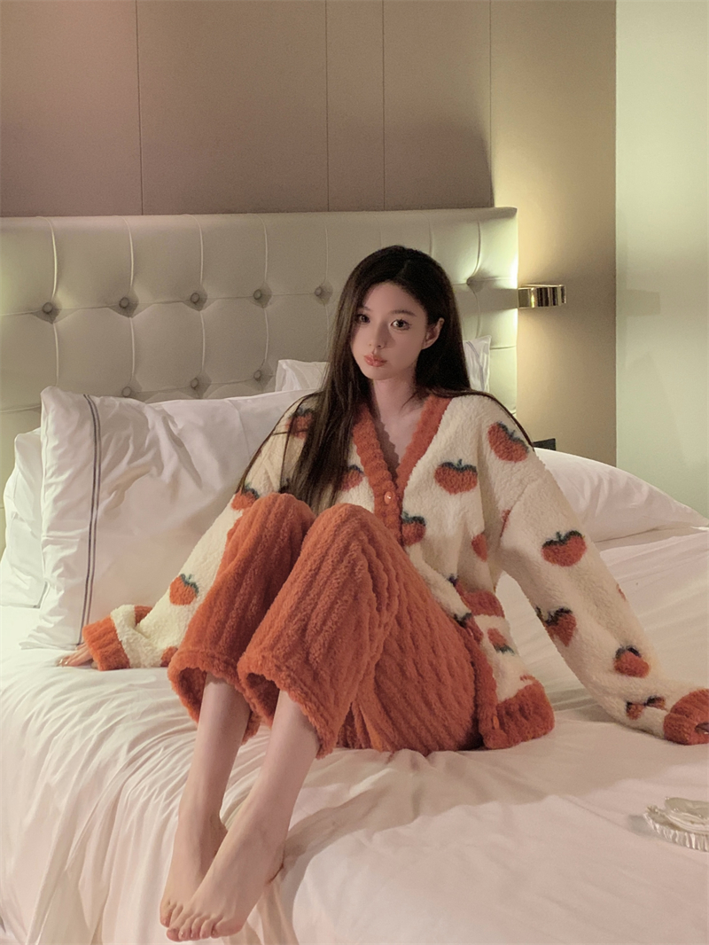 實拍 珊瑚絨加絨加厚秋冬睡衣網紅水蜜桃家居服兩件套