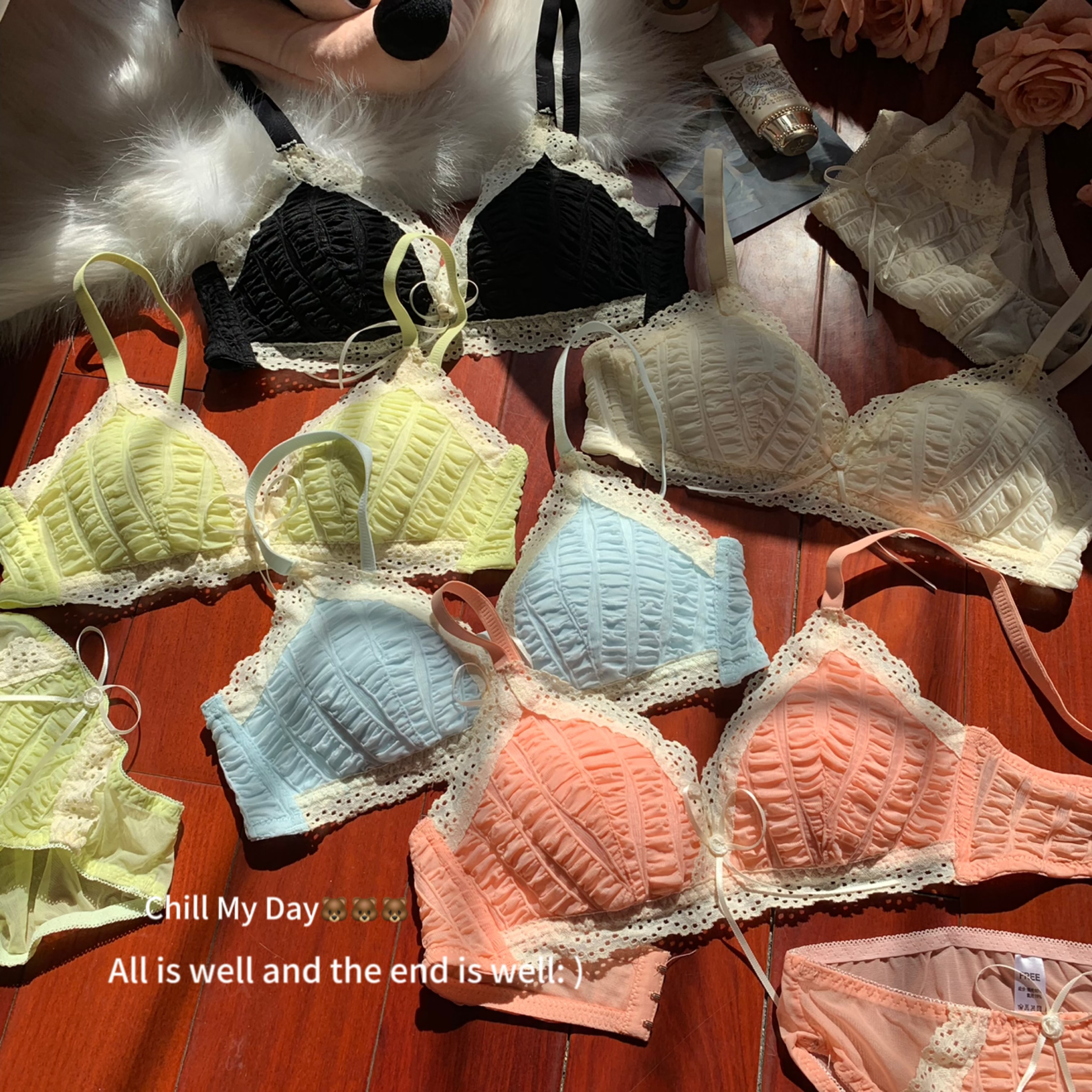 實拍內衣女小胸聚攏蕾絲無鋼圈文胸收副乳防下垂少女胸罩套裝
