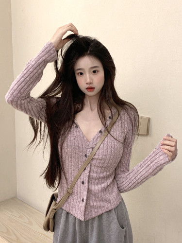 Real shot ~ Pure desire sexy V-neck long-sleeved knitted top for women in autumn hot girl slim fit outer wear with T-shirt inside