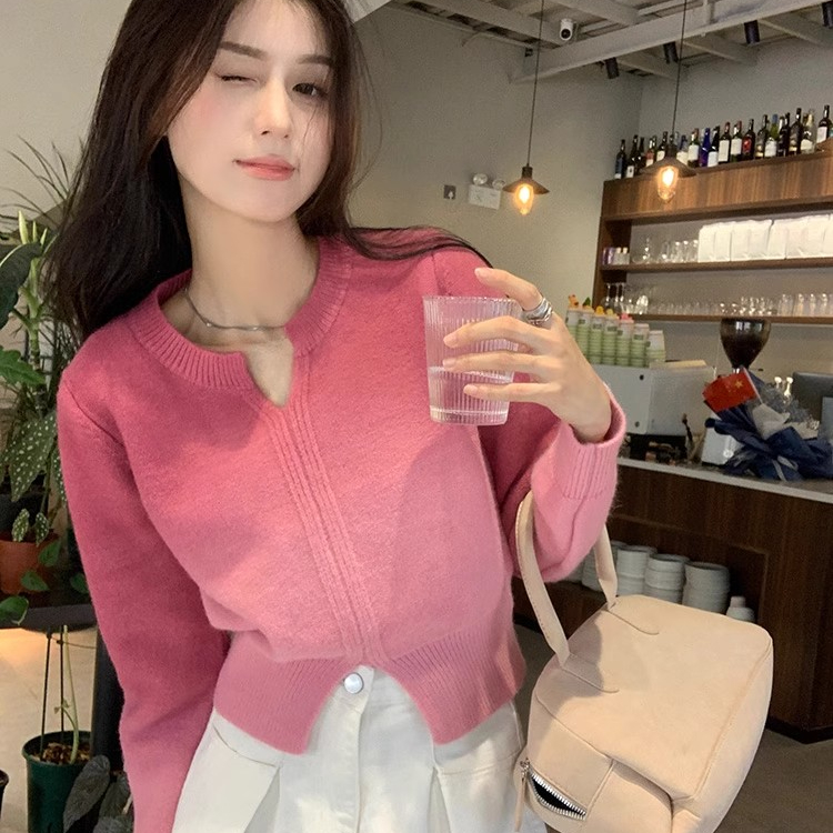 粉色漸變色v領開叉浣熊絨毛衣女秋冬針織內搭打底衫修身短款上衣