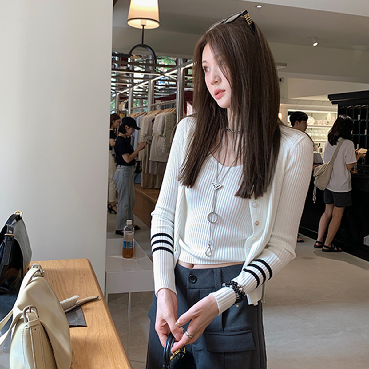 質檢官圖秋冬套裝女甜辣條紋長袖針織開衫內搭吊帶背心上衣兩件套