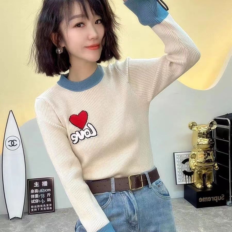歐洲站2023年冬季新款時尚洋氣愛心圓領套頭撞色長袖坑條紋針織衫