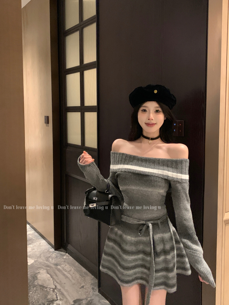 Real shot~Swan Variations Gentle temperament color-blocked one-shoulder belt design knitted dress