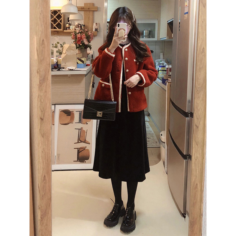 Lamb wool red coat autumn and winter 2023 new style small fragrant Korean style cotton coat plus velvet thickened parka jacket for women