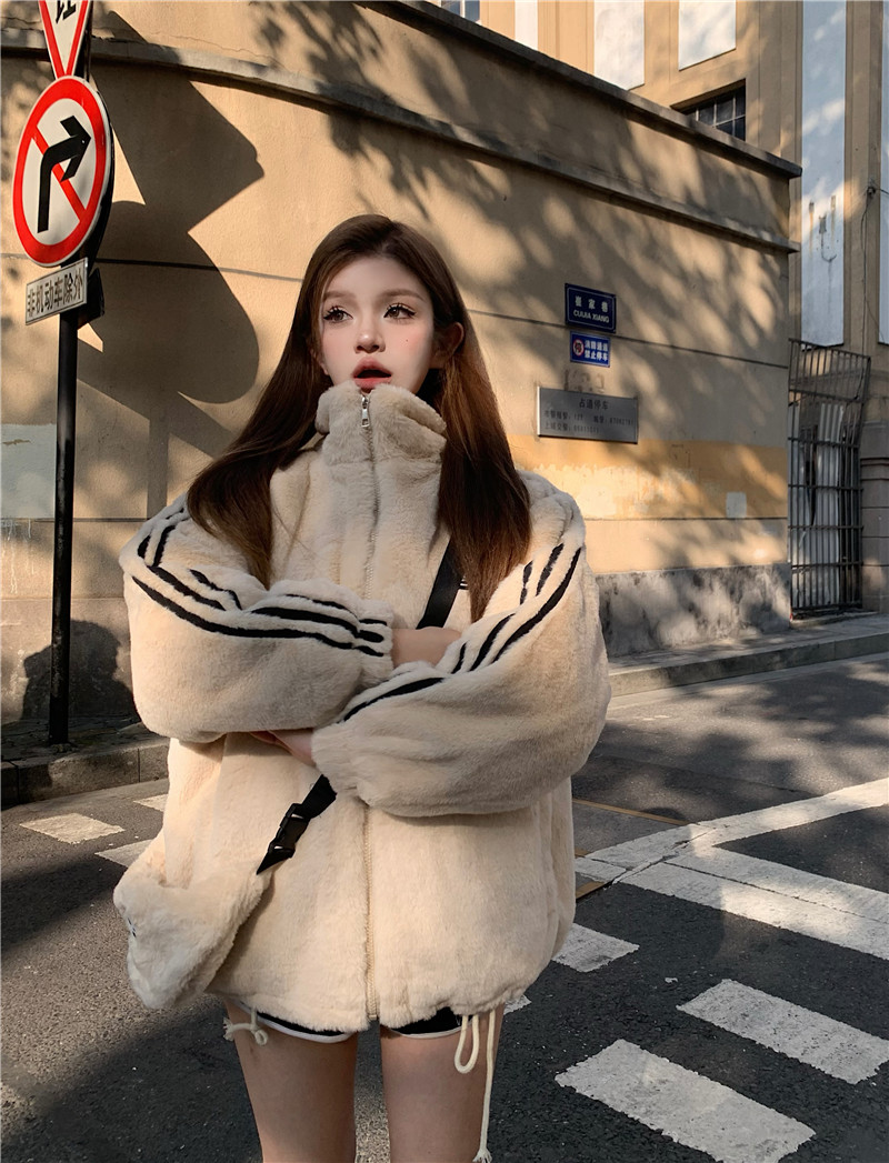 Real shot 2023 new high-end sports style quilted stand-collar loose long-sleeved jacket + casual bag