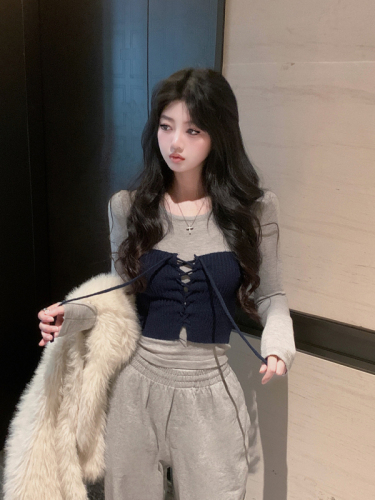 实拍 冬季新款韩版洋气显瘦假两件拼接抹胸设计感长袖T恤辣妹上衣