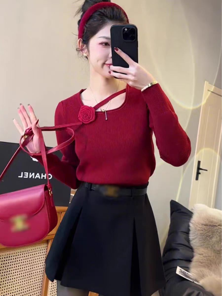 時尚洋氣紅色方領套頭毛衣女秋冬季新款設計感減齡長袖針織衫上衣