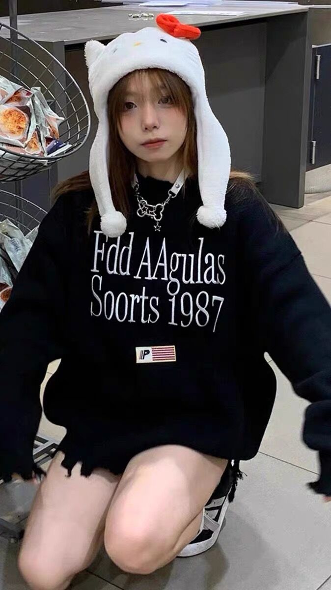 2023新款韓版秋冬慵懶毛衣女美式字母破洞針織外套寬鬆設計感上衣