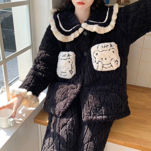 2023年睡衣女士冬季三层加厚保暖珊瑚绒夹棉套装棉袄家居服套装