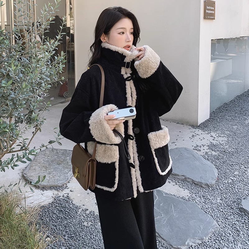 Black Retro Corduroy Lamb Wool Jacket Women's 2023 Autumn and Winter New Korean Style Lazy Style Thick Velvet Top