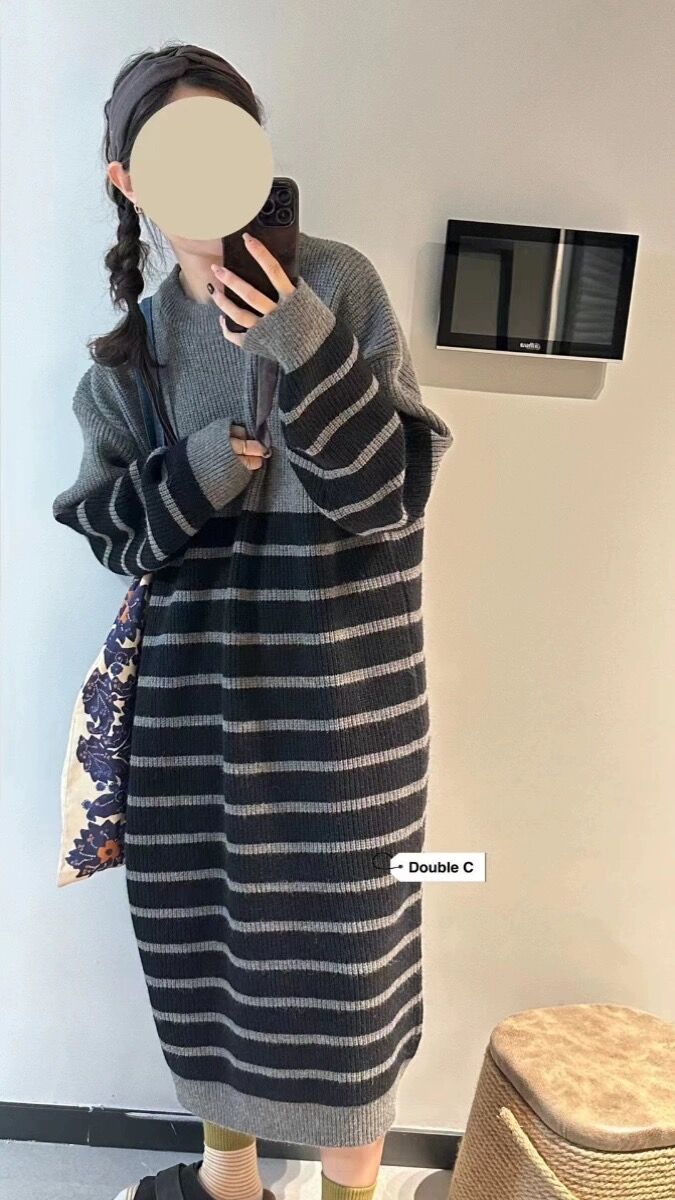 法式條紋針織連衣裙女2023新款秋冬圓領慵懶風寬鬆大碼氣質毛衣裙