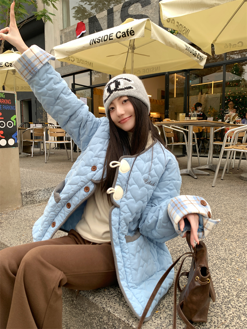 Real shot Salt Love Cotton Jacket 2023 Winter New Thick Plaid Design Loose Bread Cotton Jacket