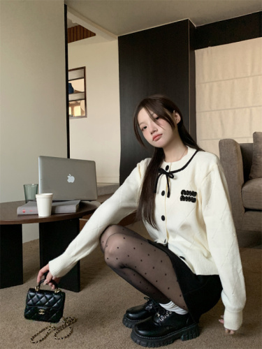Actual shot ~ 2023 new Korean style sweet heavy industry design small fragrance cardigan sweater