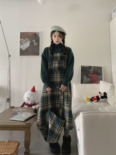Photographed Autumn/Winter Festival Battle Dress with Joyful Weaving Belted Dress + Half-Neck Sweater