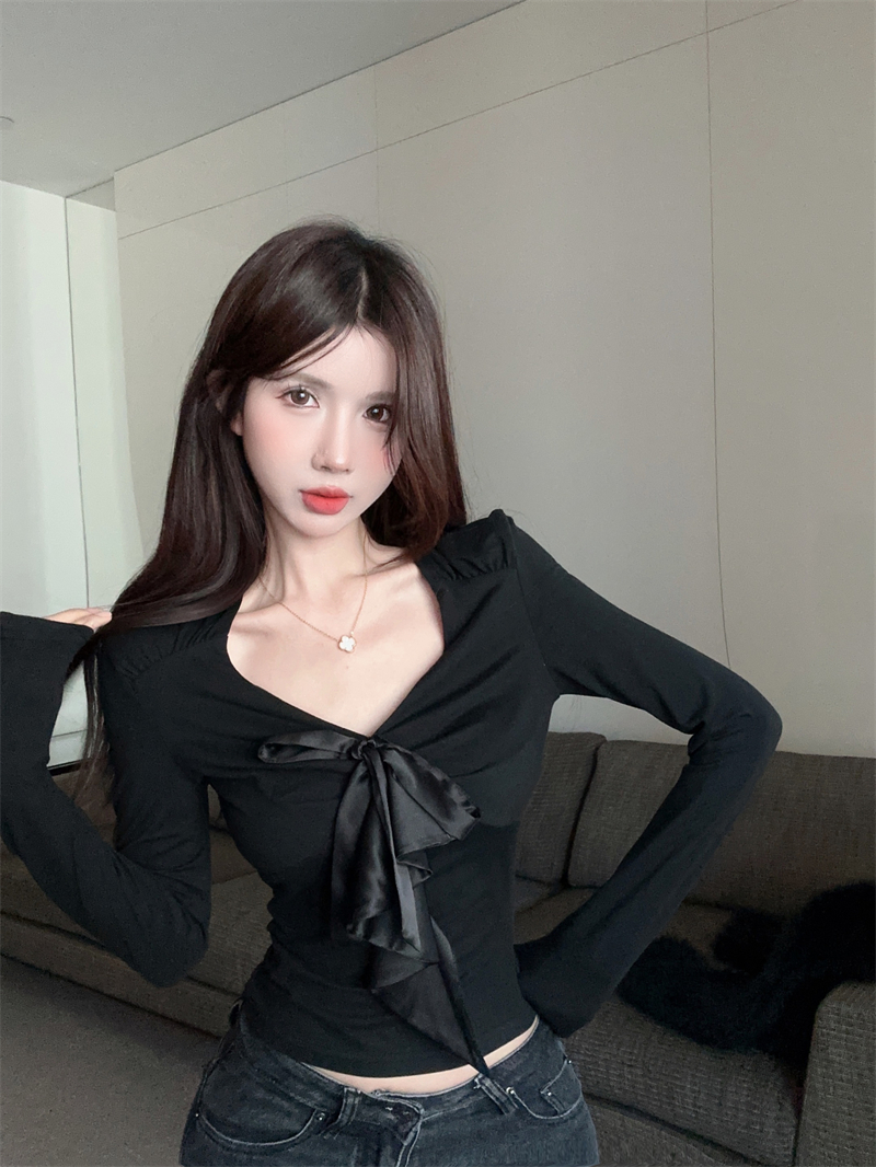 實拍~法式純欲緞帶蝴蝶結褶皺T恤設計感V領收腰修身顯瘦辣妹上衣