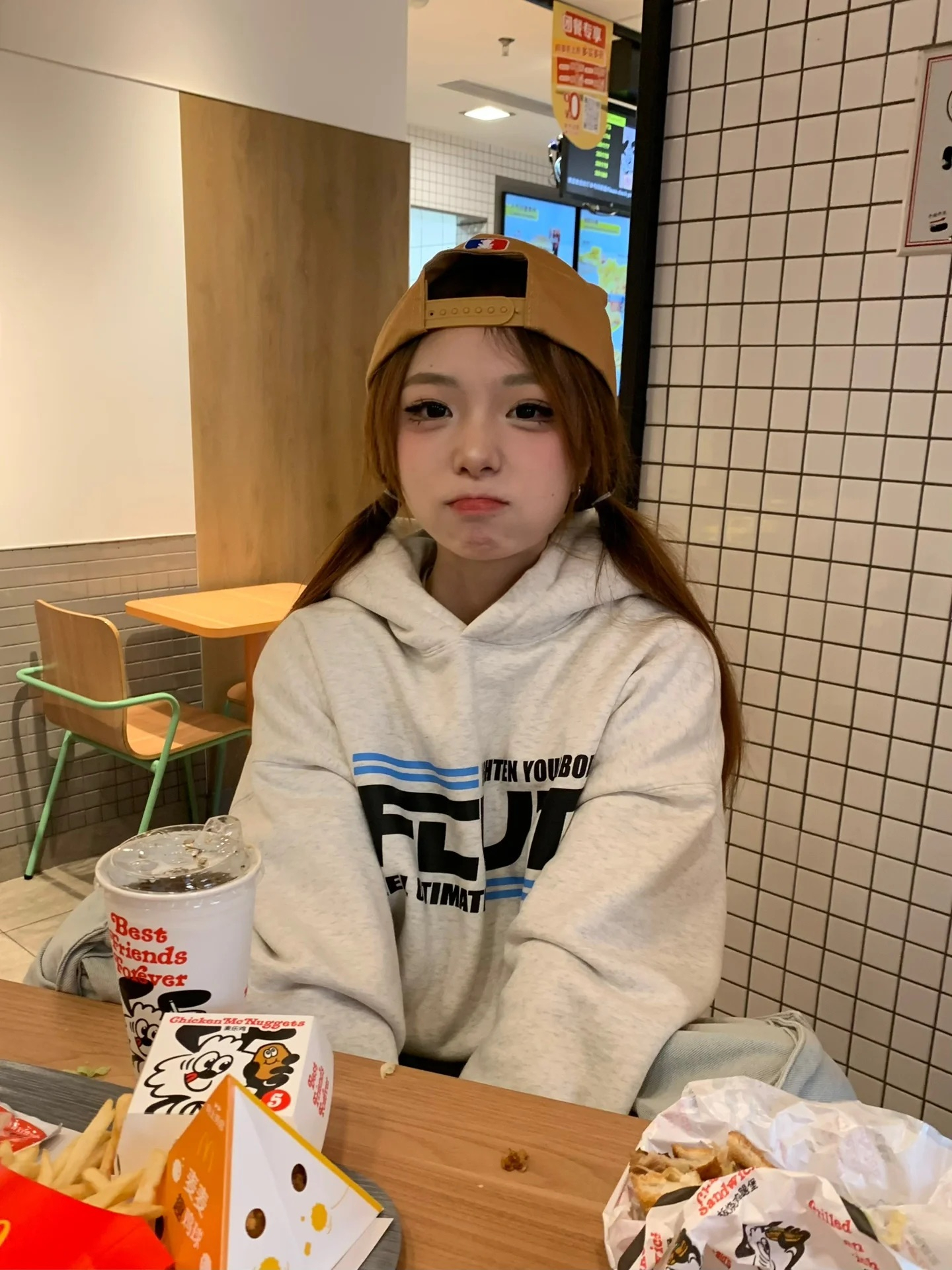 防棉華棉複合牛奶絲300克/銀狐絨400克連帽衛衣女