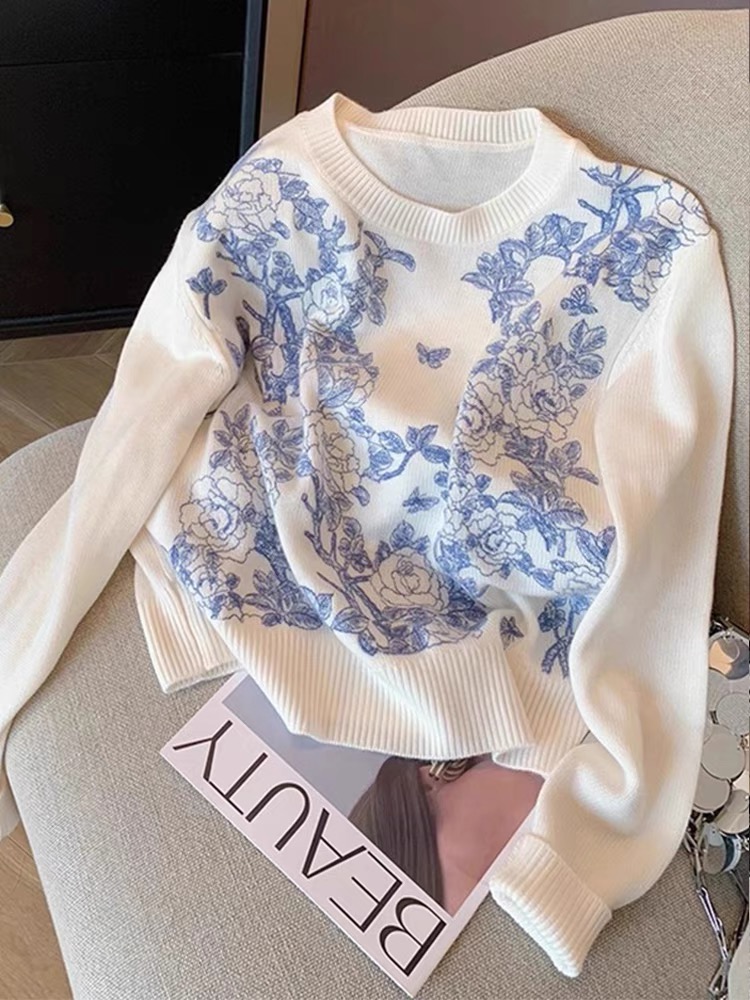 新中式重工刺繡圓領毛衣女秋冬2023設計感顯瘦休閒百搭軟糯針織衫