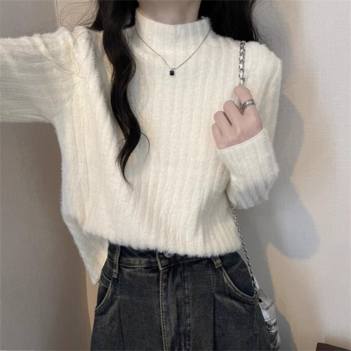 Tmall quality white knitted sweater autumn and winter new model with temperament and high-end half turtleneck bottoming top