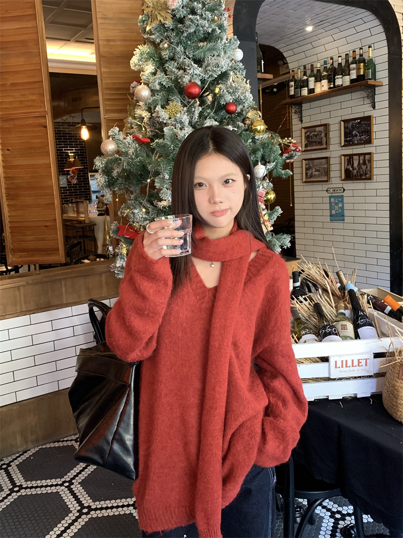 實拍~ 聖誕新年來襲~ 韓系復古慵懶風V領紅色刷毛毛衣+圍巾