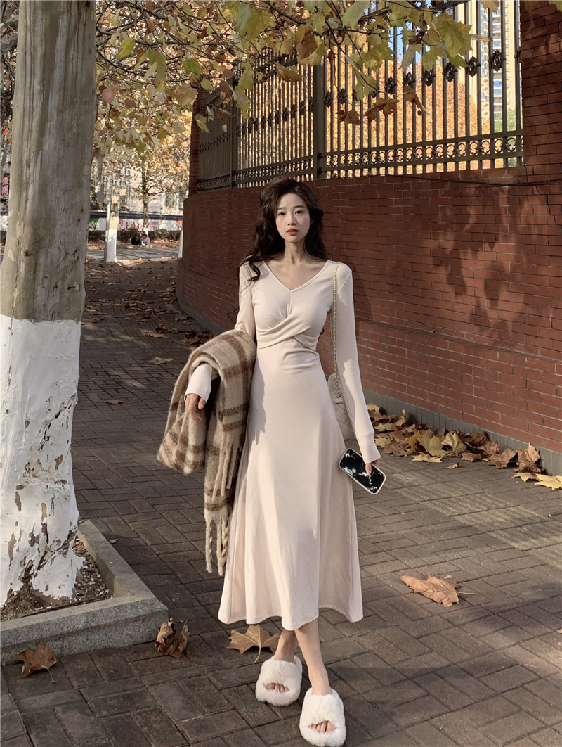 實拍~法式赫本風黑色連衣裙女2023秋冬季加厚磨毛打底長裙