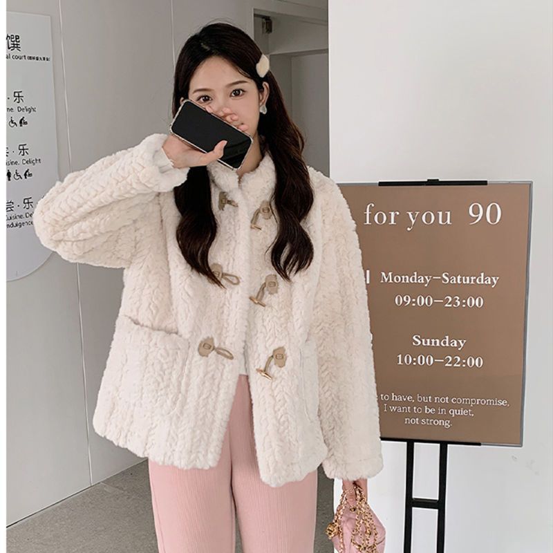 2023 Autumn and Winter New Style Small Fragrance Horn Button Mid-Length Lamb Plush Jacket Women's Cotton Thickened Stand Collar Coat