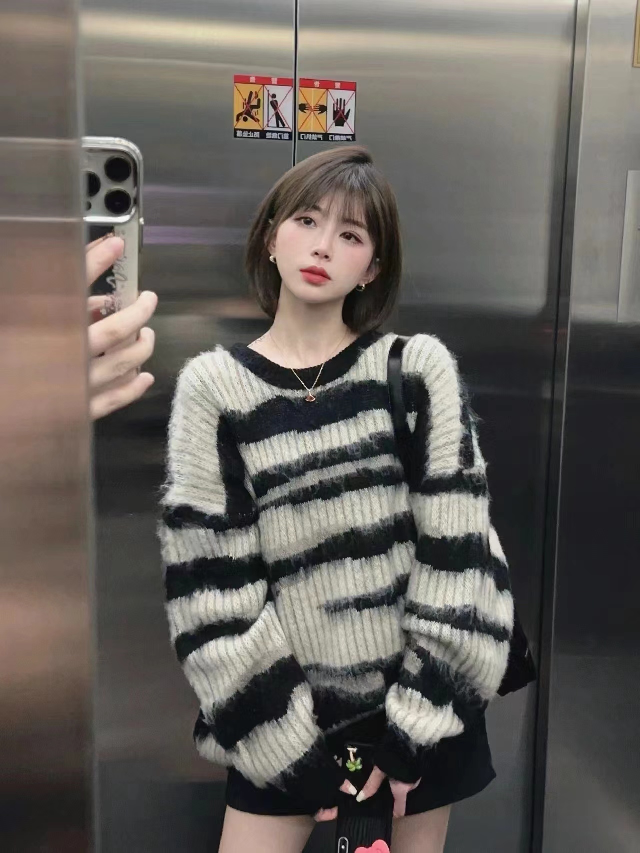 Soft waxy mohair sweater lazy retro high-end niche 2023 autumn and winter new loose striped sweater women's thick