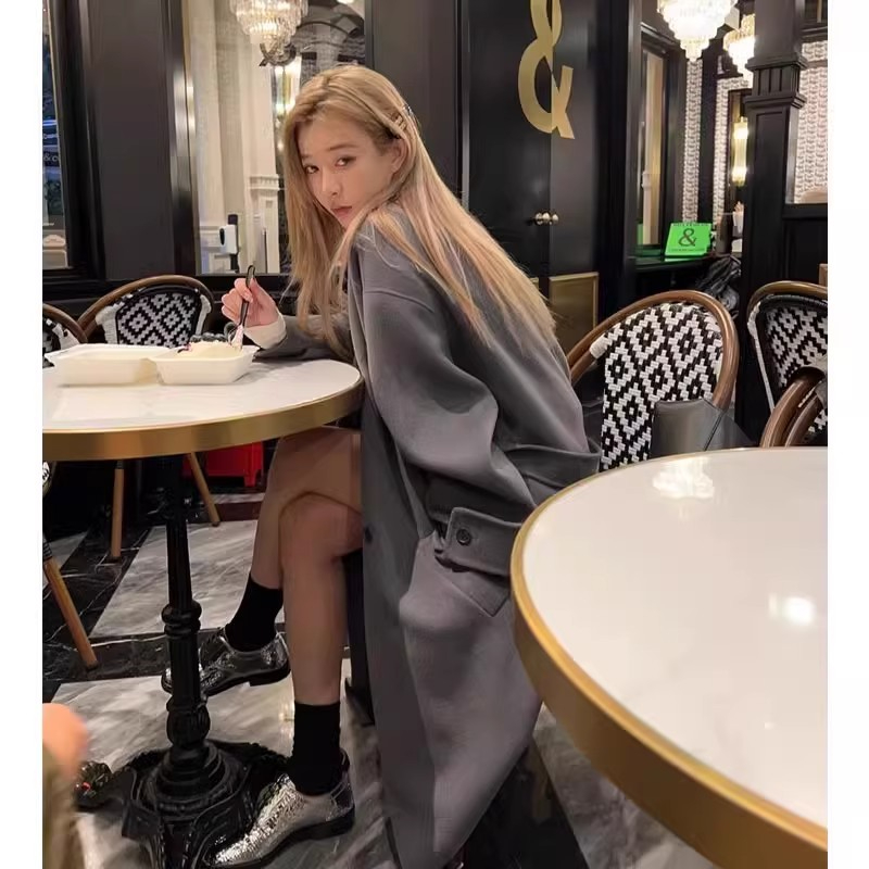 Woolen coat women's long gray woolen coat autumn and winter Korean style small high-end Hepburn style British style