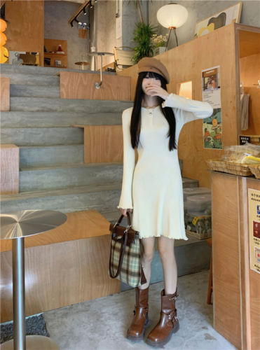 Actual shot Autumn and winter ~ Round neck trumpet ear-edged long-sleeved dress for women slimming and temperament knitted skirt