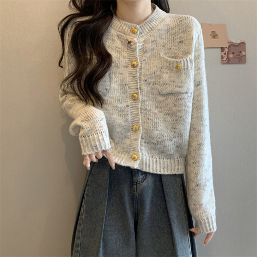 Actual shot~Korean version of Xiaoxiang style short round neck sweater, loose and versatile mixed color sweater for women