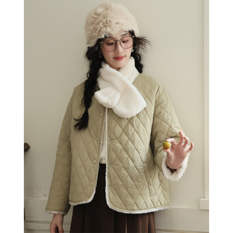 Not less than 159 real shot of short cotton coat with fur collar for a small man