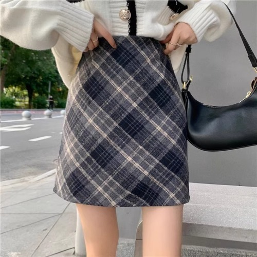 Large size retro plaid woolen skirt autumn and winter new hip-covering A-line skirt fat mm high waist slim short skirt for women