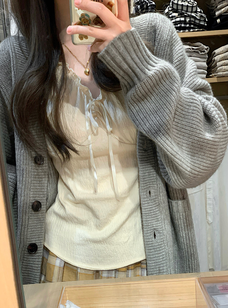 實拍 純欲木耳邊背心+復古撞色格子休閒褲+灰色V領慵懶風外套