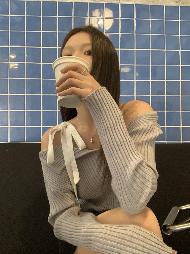 實拍~韓國小眾設計感露肩不對稱系帶針織長袖上衣
