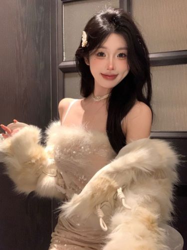 Real shot~Autumn and winter champagne rose sequined velvet hip skirt, second-hand imitation mink fur fur suit