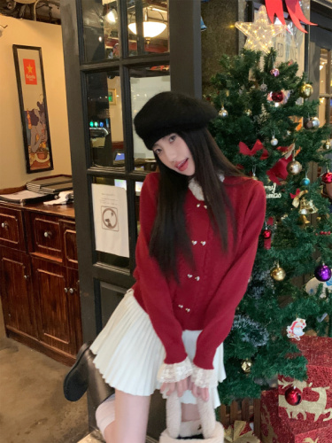 Actual shot~Korean style loose slimming lace splicing Christmas and New Year sweater + skirt