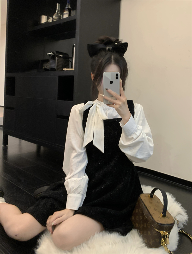 實拍~2023新款法式名媛感蝴蝶結襯衫女氣質亮晶晶小黑裙套裝