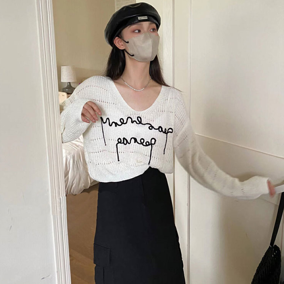 Quality Inspection Officer Picture 2023 Autumn and Winter New V-neck Embroidered Letters Hollow Knitted Sweater Women's Slim Blouse Top