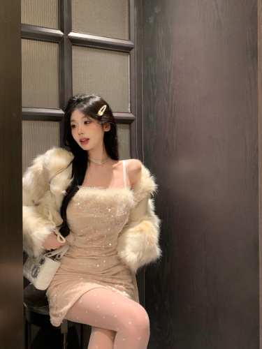 Real shot~Autumn and winter champagne rose sequined velvet hip skirt, second-hand imitation mink fur fur suit