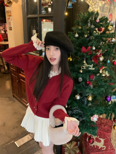 Actual shot~Korean style loose slimming lace splicing Christmas and New Year sweater + skirt