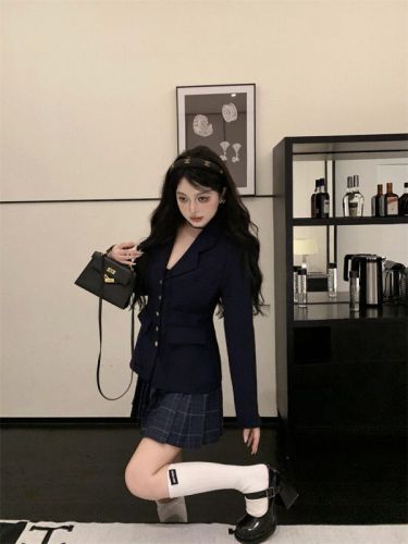 Real shot of temperament, small fragrant gold buckle, navy blue waist slimming jacket, college style suit, women's group JK plaid skirt